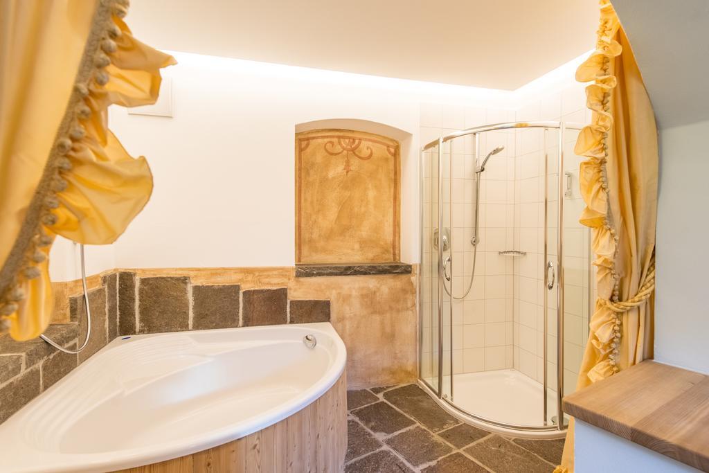 Adler Suite & Stube Villabassa Kültér fotó