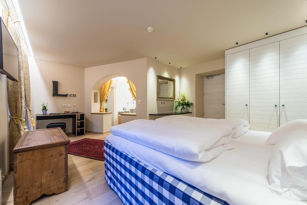 Adler Suite & Stube Villabassa Kültér fotó