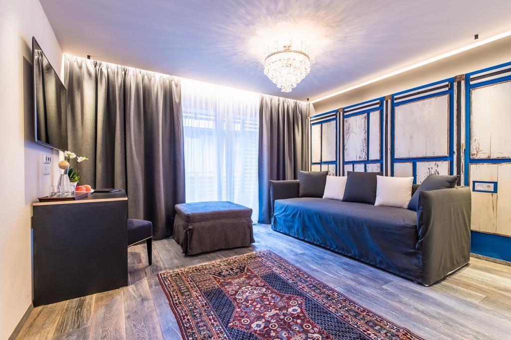 Adler Suite & Stube Villabassa Kültér fotó